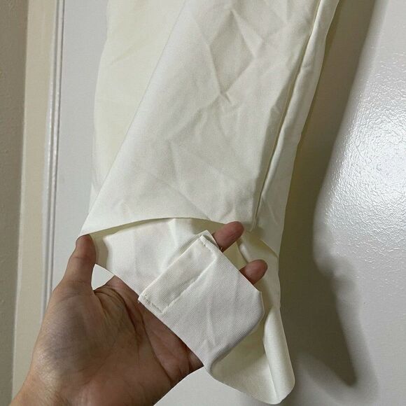 Organic Basics Women's Invisible Cheeky Bodysuit in white ivory size small - Picture 7 of 9